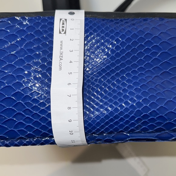 Kendall & Kylie Backpack With Accessories - Picture 5 of 14